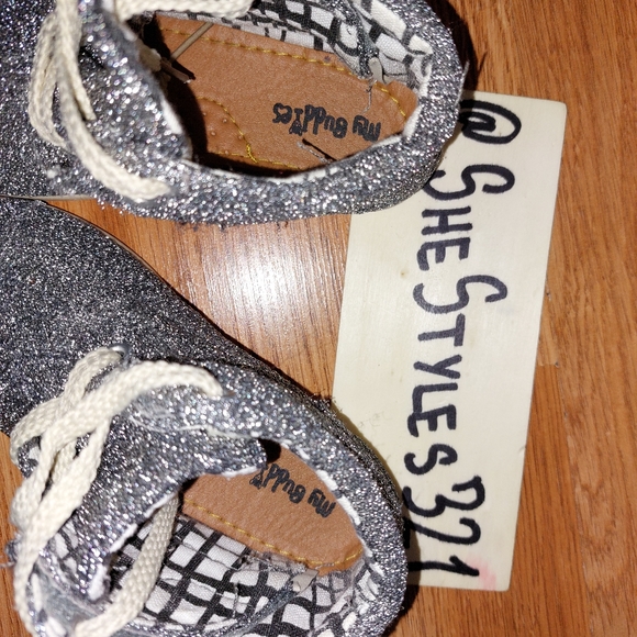 My Buddies High Top Toms Like Shoes - Picture 2 of 3